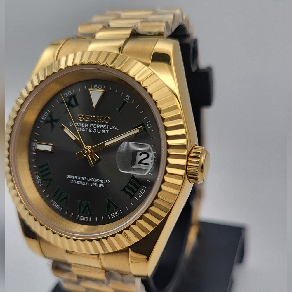 New 39mm Seiko Mod Automatic Watch - Picture 2 of 7
